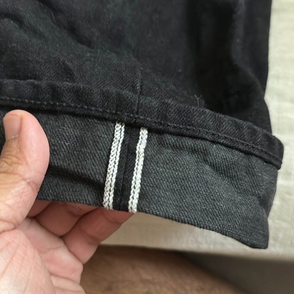 Buck Mason JAPANESE LOOMSTATE SELVEDGE FULL SADDLE JEAN in Black - Picture 7 of 11